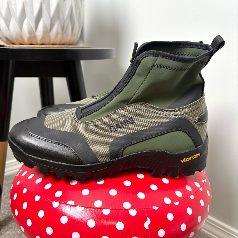 Ganni Green Colorblock Performance Vibram High Top Sneakers in Kalamata - Picture 2 of 11